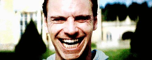 别把什么都晒到朋友圈的段子,别什么都可以晒朋友圈