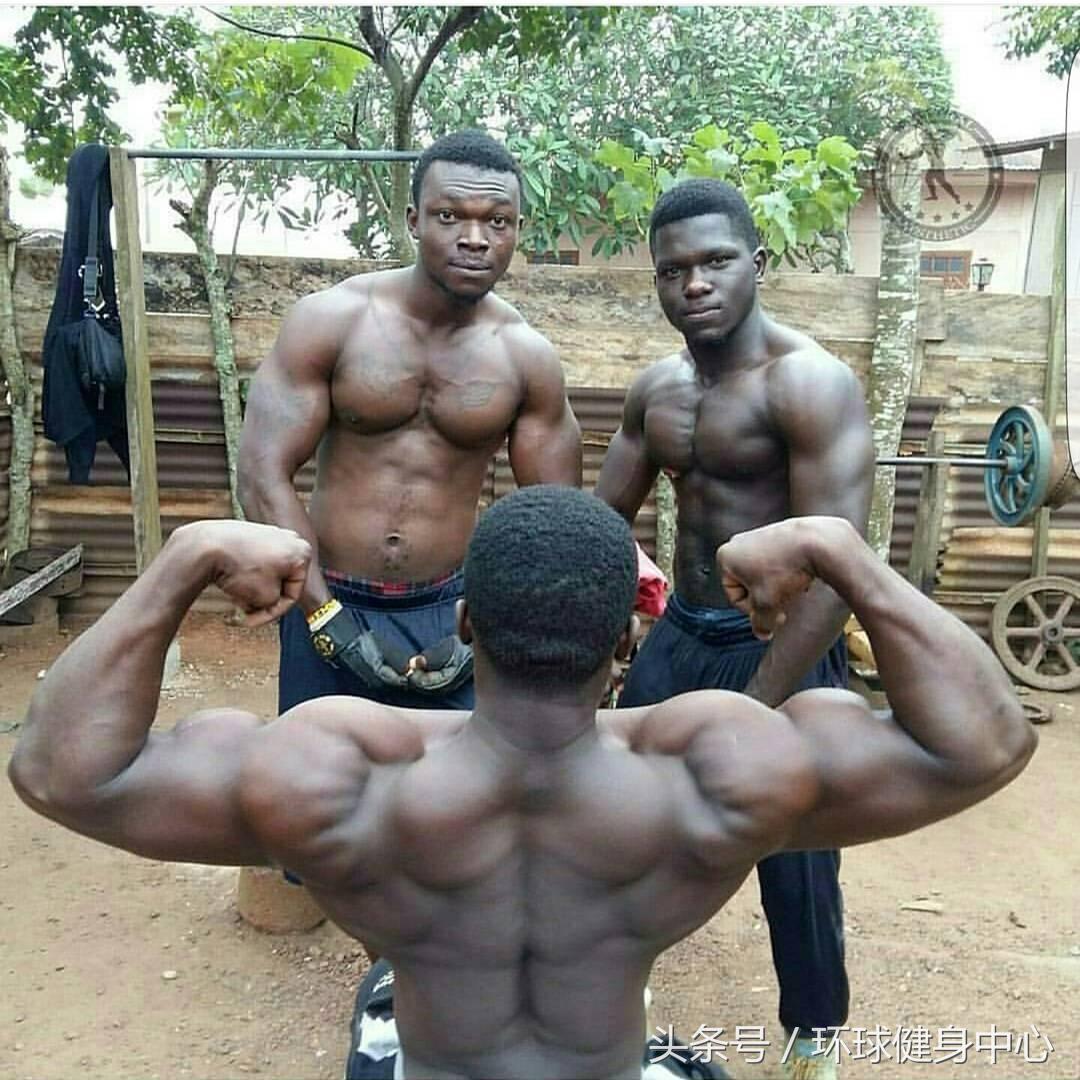 倒三角身材怎么练有图,倒三角身材怎么样练才能好看