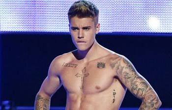 老了也要皮一下会很开心,在可以玩耍的年纪好好玩耍