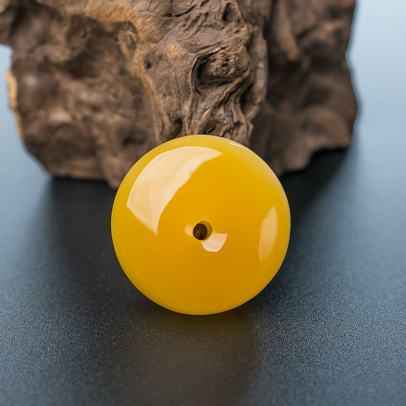 几十元一克的蜜蜡是真蜜蜡吗,最好的蜜蜡价格多少钱一克