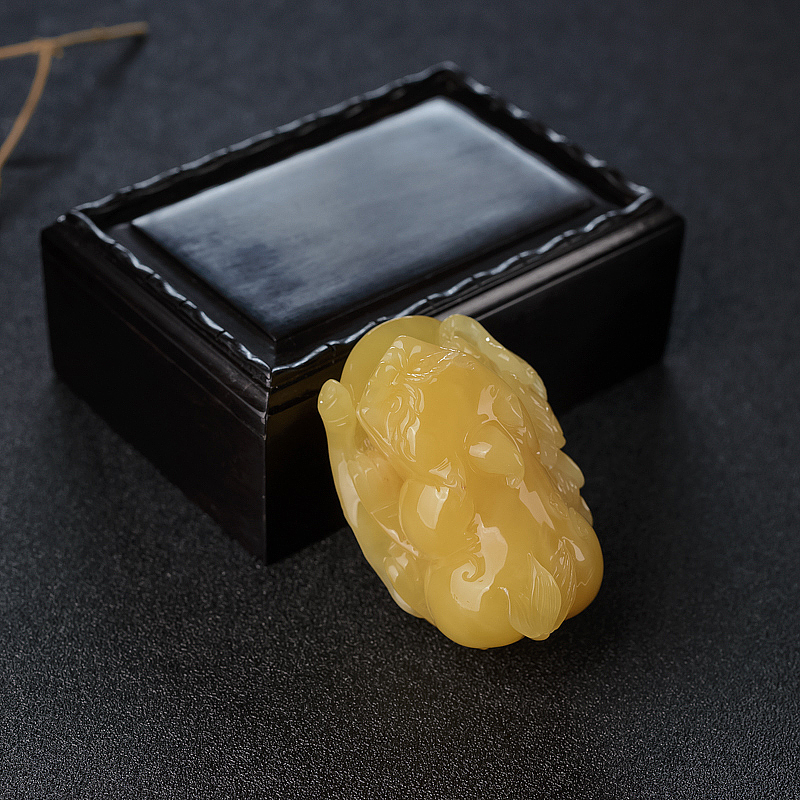 几十元一克的蜜蜡是真蜜蜡吗,最好的蜜蜡价格多少钱一克