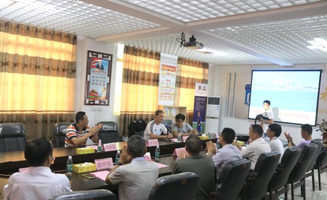 足梦视界｜中英足球文化交流，首站湛江轰动全城