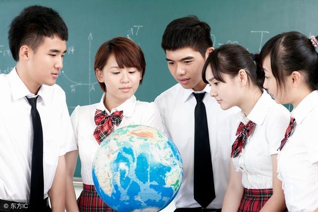 拥抱青春期,拥抱青春期遇见更好的自己班会