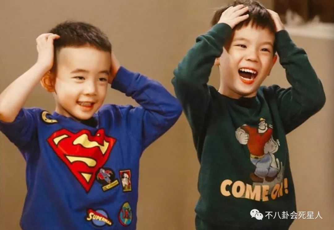 昆凌浓妆前后对比照,大眼女明星素颜