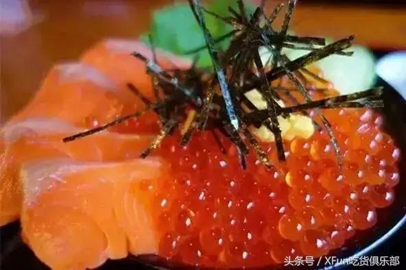 真假三文鱼颜色,真假三文鱼肉质口感有什么区别