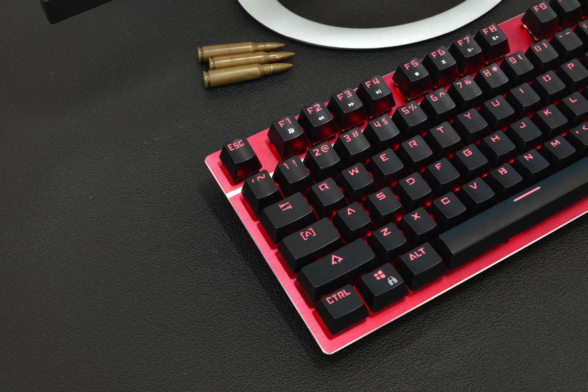 史诗级压枪技巧,新版本人人将学会的压枪技巧