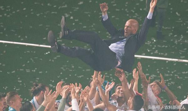 齐达内的又一次转身留给世界的感叹号