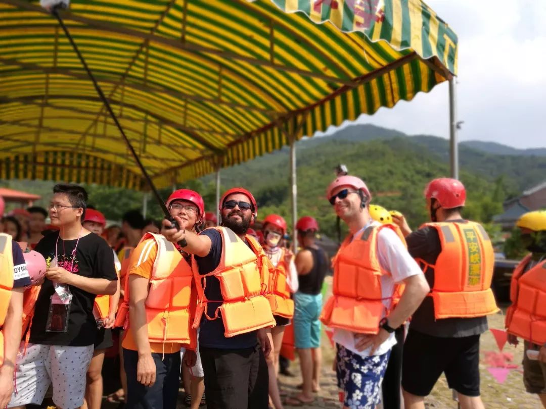 抛开空调WiFi西瓜，让博罗给你一个最美的“湿身”理由！