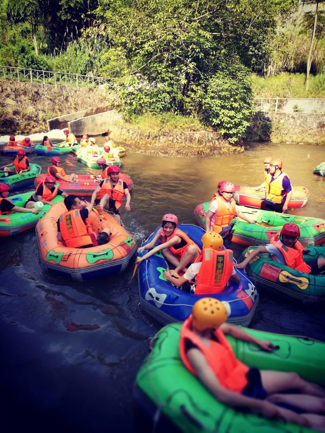 抛开空调WiFi西瓜，让博罗给你一个最美的“湿身”理由！