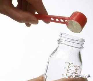 如何为宝宝选奶粉,宝宝断奶选什么奶粉好