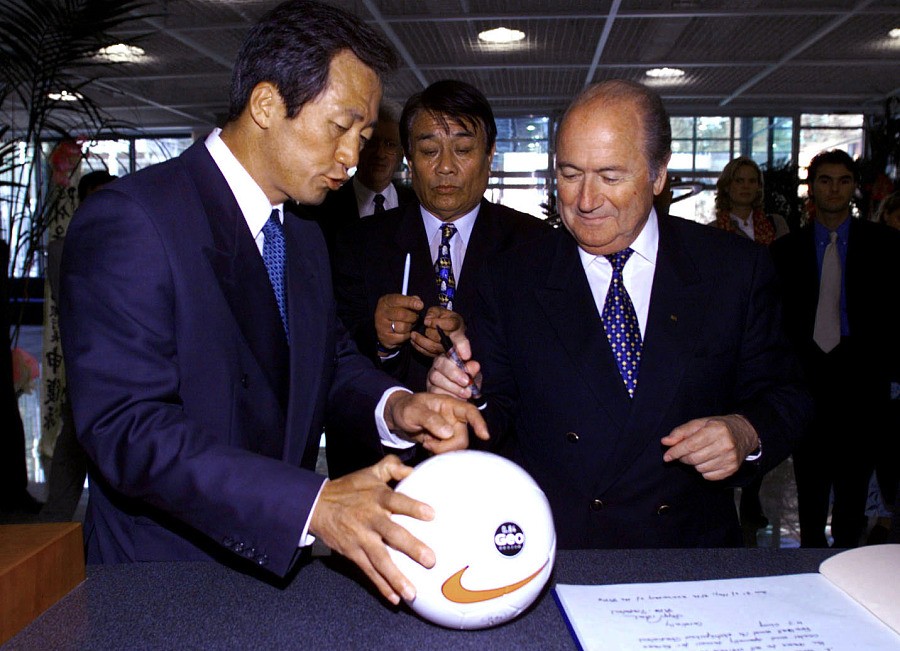 2002世界杯为什么叫黑暗的世界杯,02年世界杯韩国球迷有多疯狂