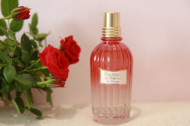 这个夏天，买什么香水才配得上掏空钱包置办的小美裙