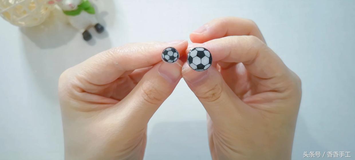 热缩片耳钉制作,热缩片做耳钉教程手绘