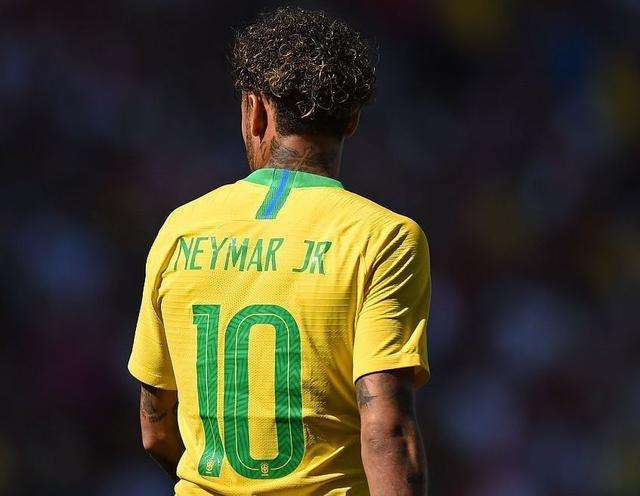 学习内马尔的技术,学内马尔过人动作