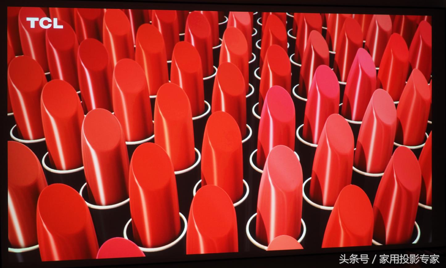 明基2k旗舰投影机,千元投影对比明基