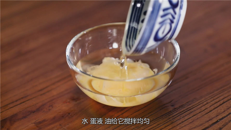 家常自制放心油条的做法视频,油条是怎么炸成的