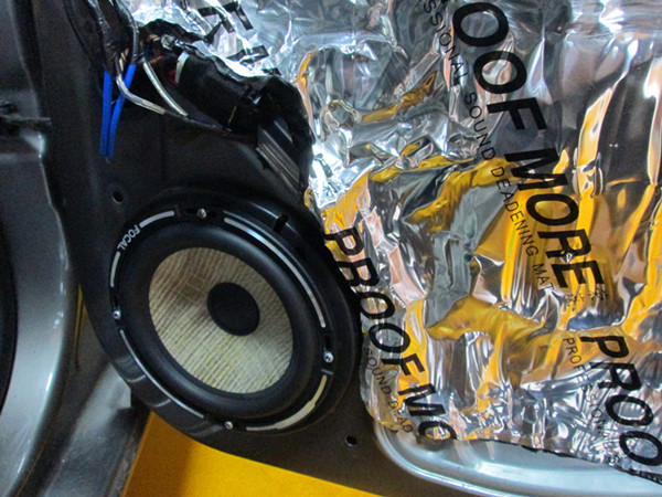 斯柯达明锐只因更好享受车内音乐汽车音响改装升级潍坊成功音响