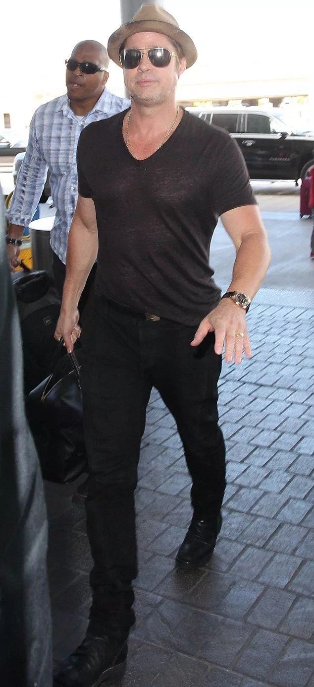 布拉德皮特和贝克汉姆谁最帅,贝克汉姆小李子