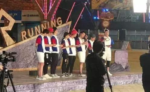 跑男收官之所有成员泪目,跑男6季