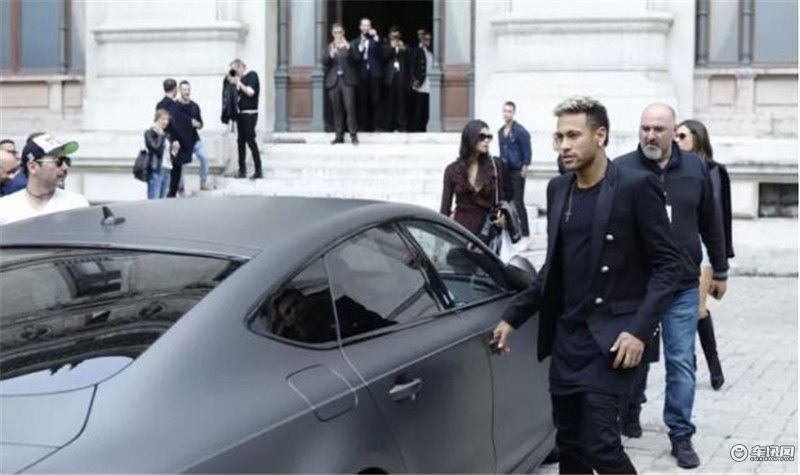 世界杯巨星都开什么车,世界球王c罗开什么车