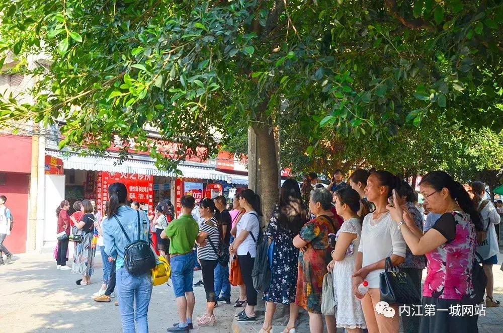 内江翔龙中学高考图片,内江翔龙中学高考现场