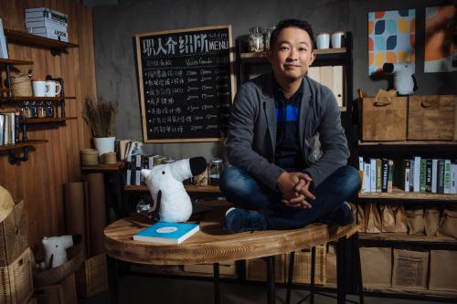 知乎CEO周源创业用了3页纸来说服天使投资人？