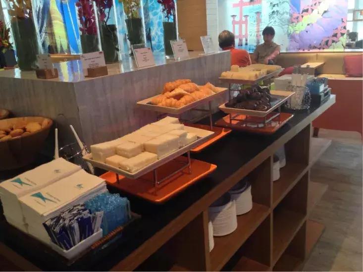 飞机上哪个座位最舒服图片介绍,飞机上哪个座位比较舒服