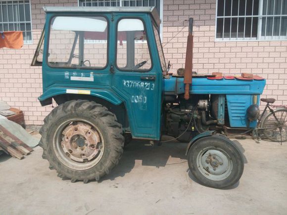 农民哥拖拉机,一台拖拉机一年能挣多少钱