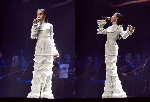 吉克隽逸与贝克汉姆同框，黑皮妞的时髦，就要跟纯色正面刚