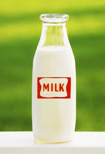 天哪~孩子为何长满尖牙？