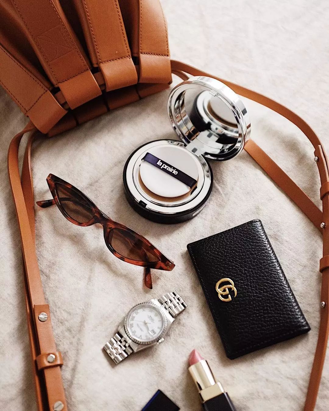 10件放在包包里的必备好物,旅行包包必备好物