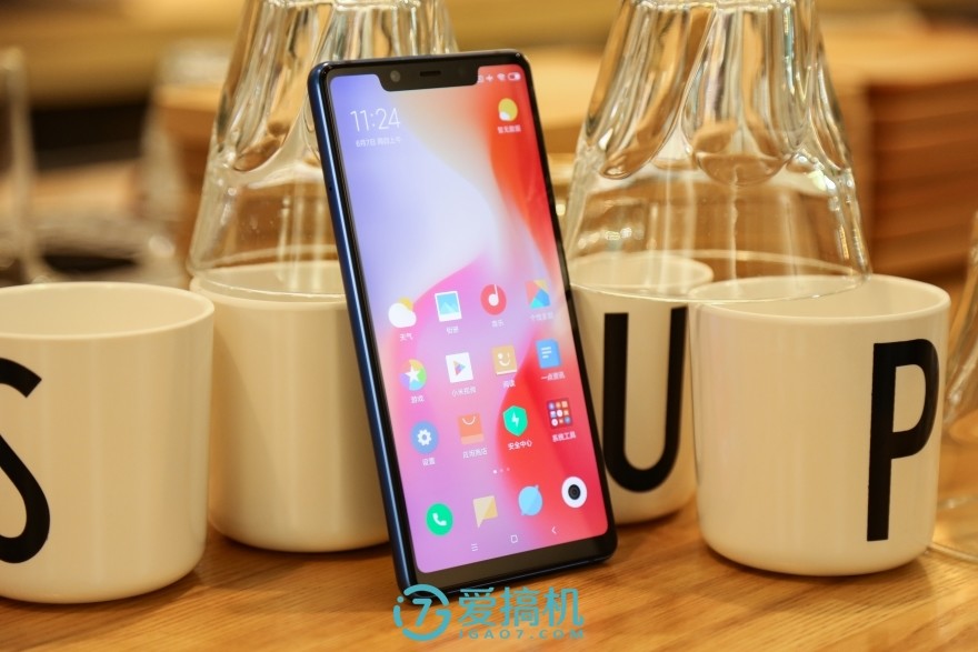 小米8se红色屏幕,小米8se红屏