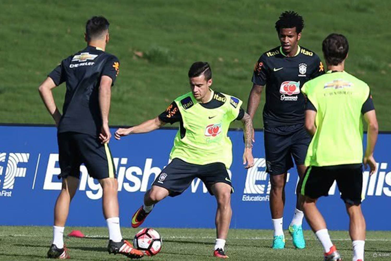 世界杯都有哪些车企公司,世界杯球队赞助商