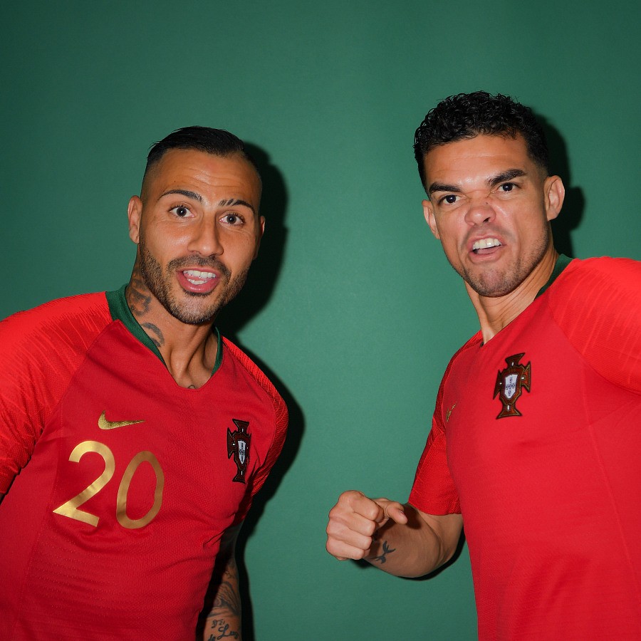 世界杯葡萄牙c罗高清大图,不一样的世界杯原版