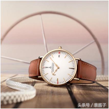 天猫国际丨一份KJP海军风时尚图鉴