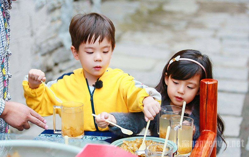 彭于晏抬头纹有多帅,彭于晏的抬头纹如何解决