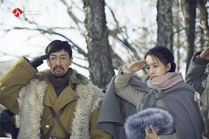 张鲁一被骂上热搜回应,电视剧中佟丽娅被骂