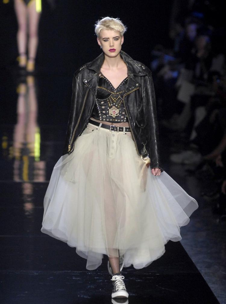 可外穿内衣个性带扣子,可外穿内衣