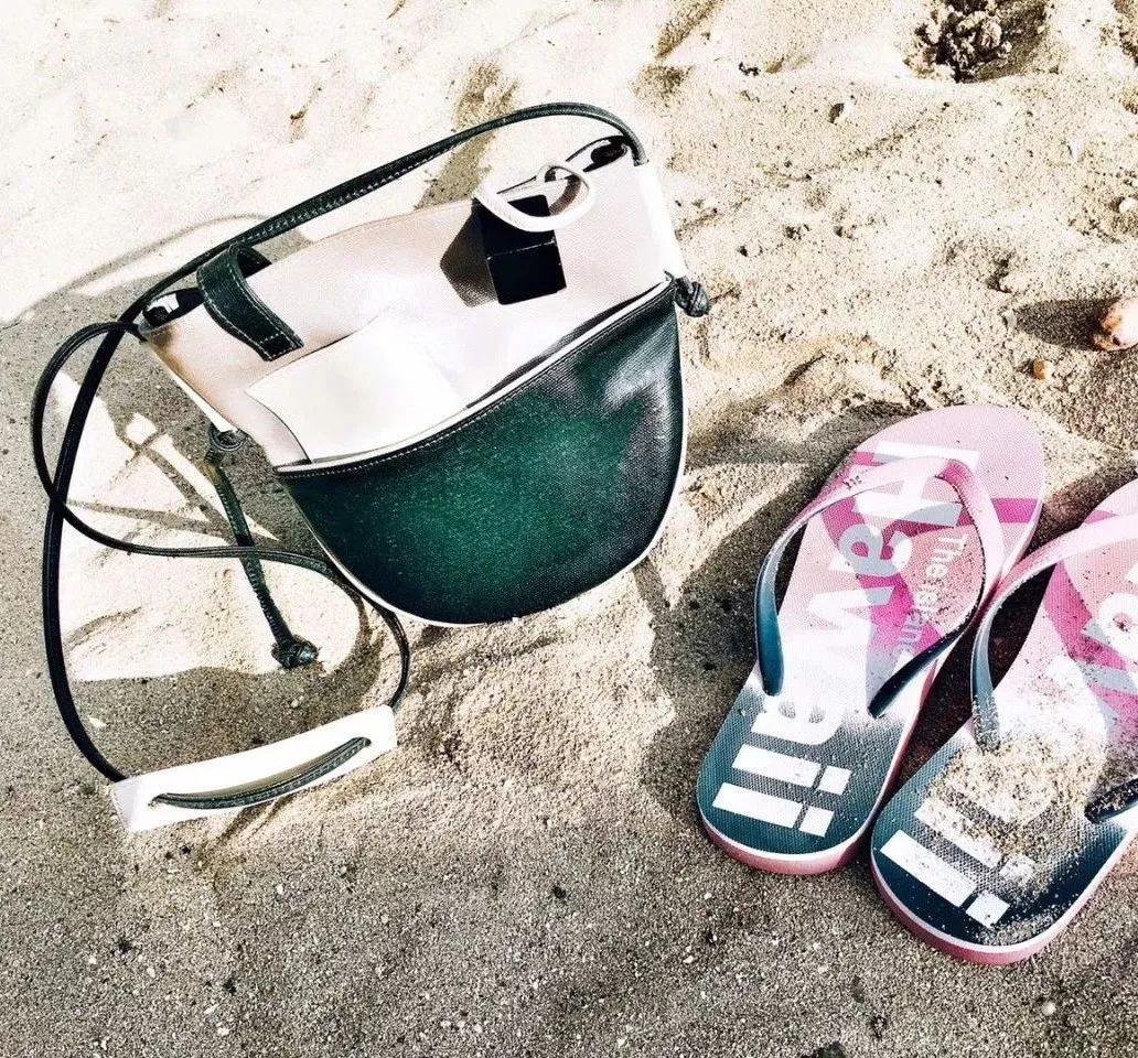 美女学霸和闺蜜,名校美女学霸