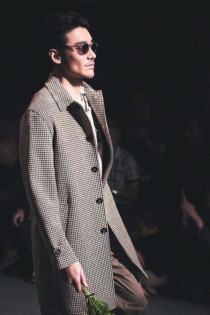 让男模怀孕!成人纸尿裤成时尚……伦敦男装周真是又污又嗨