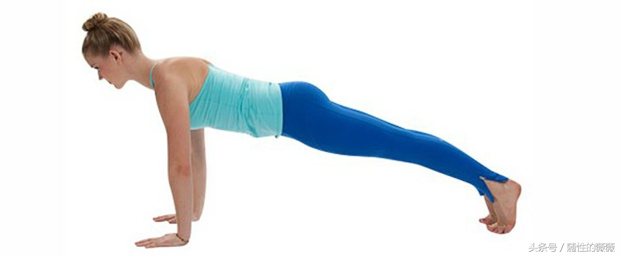 哑铃瑜伽训练动作,瑜伽基本动作哑铃锻炼方法