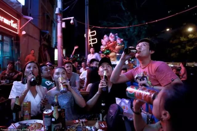 党员干部世界杯温馨提醒,党员干部踢好自己的世界杯