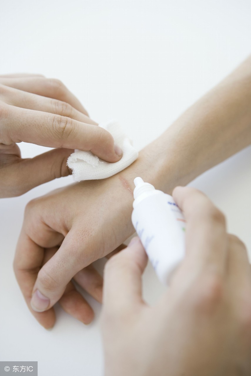 儿童皮肤轻微擦伤正确处理方法,儿童脸擦伤的正确处理方法