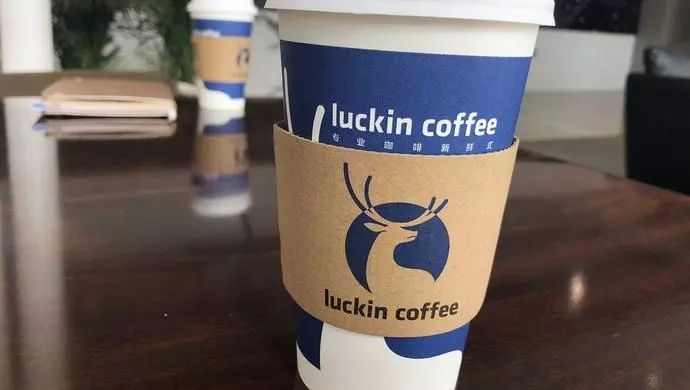 关于星巴克事件正反的事例,星巴克引争议