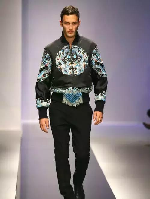 利郎简约而不简单下一句,利郎简约不简单广告语