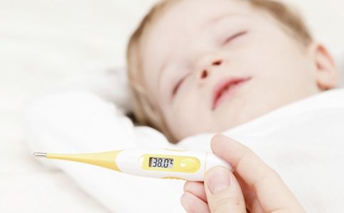 宝宝发烧惊厥怎么应对,详细了解发烧