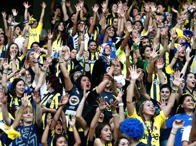 一看球就输不看就赢,看球也看球