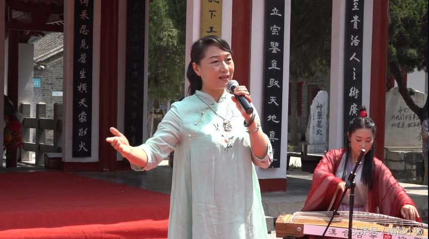 南阳仲景文化端阳诗词朗诵大会在张仲景博物馆举行