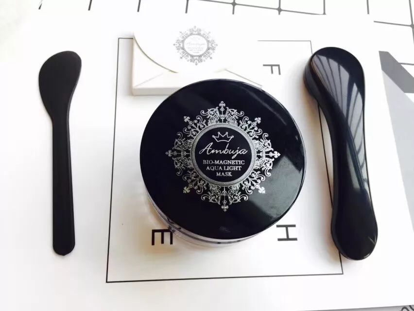 鸡屎？黄金侠？吸磁石？这些面膜界的奇葩了解一下！