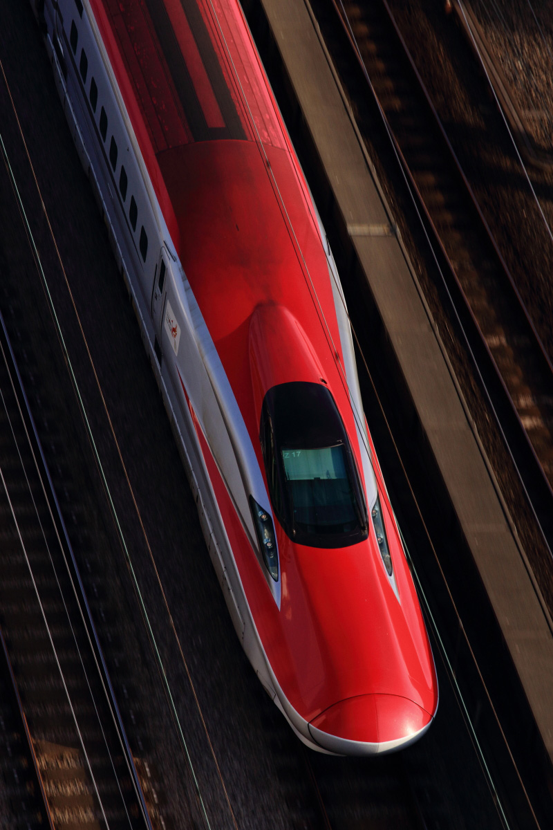 佳能70-200mmf2.8一代全新多少钱,佳能70-200mmf4一代